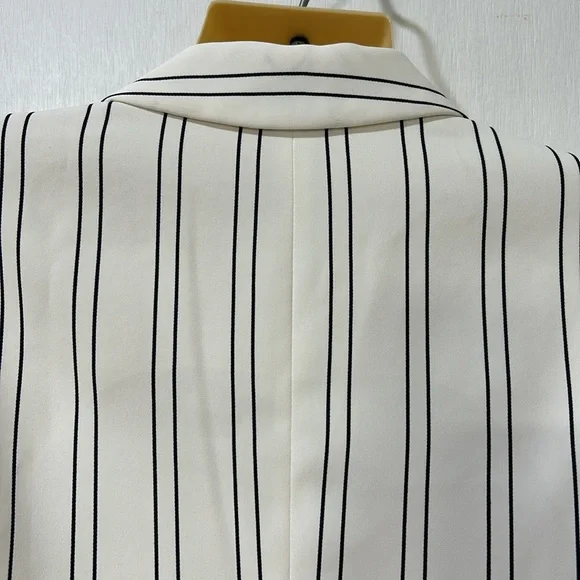 TALBOT WOMENS BLAZER JACKET COAT STRIPE WHITE BLACK SIZE 2P - Picture 5 of 12